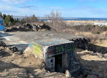 iceland/keflavik/landmark/world-war-ii-ruins