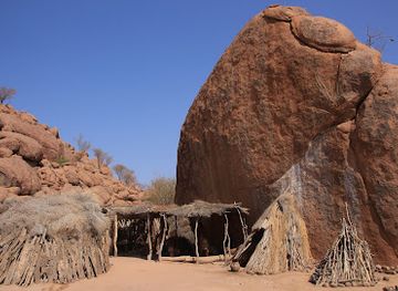 namibia/damaraland/landmark/damara-living-museum