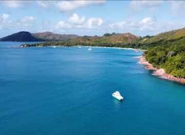 seychelles/felicite-island/landmark/dive-explorer-seychelles