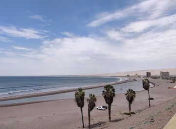 chile/arica-and-parinacota-region/landmark/playa-chinchorro