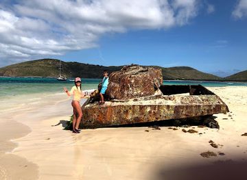 puerto-rico/culebra/landmark/playa-flamenco-beach