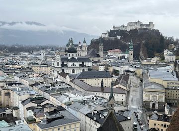 austria/salzburg/landmark/free-walking-tour-salzburg