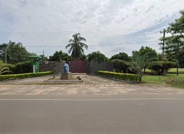 sri-lanka/mullaitivu-district/landmark/maaveerar-thuyilum-illam-hero-s-cemetery