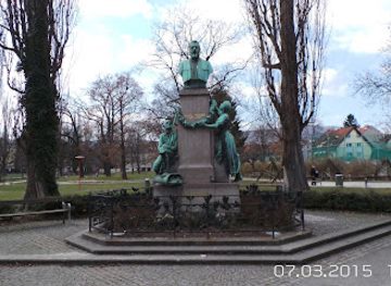 austria/graz/lend/landmark/personlichkeitsdenkmal-karl-morre-volksgarten-graz