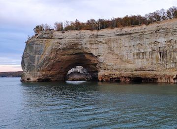 michigan/pictured-rocks-national-lakeshore/landmark/pictured-rock-lakeshore-park-headquarters