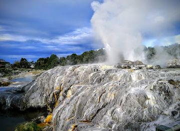 new-zealand/rotorua/landmark/te-puia-rotorua-nz