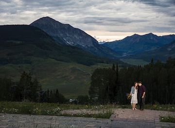 colorado/crested-butte/landmark/mountain-magic-media