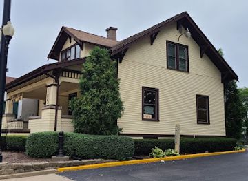 illinois/schaumburg/landmark/vintage-cafe