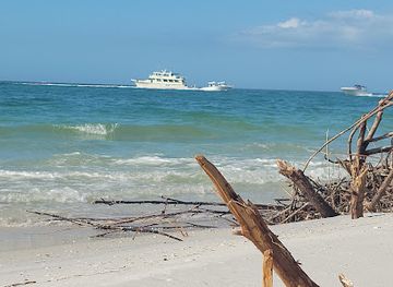 florida/st-petersburg-beach/landmark/shell-key-shuttle