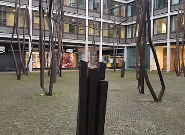 germany/hannover/landmark/in-vent-skulptur
