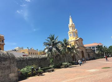 colombia/cartagena-coast/landmark/plaza-de-la-aduana