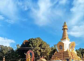 nepal/kathmandu/swayambhunath/landmark/big-buddha-idol