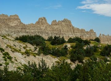 south-dakota/west-river/landmark/cliff-shelf-nature-trailhead