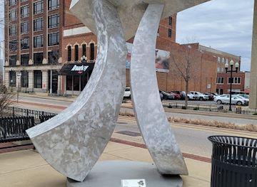 illinois/peoria/landmark/peoria-illinois-sculpture-walk