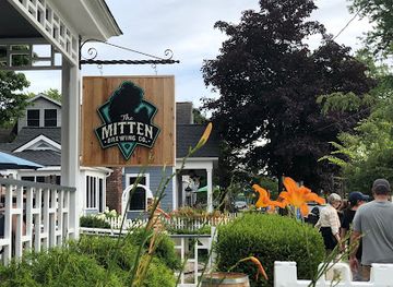 michigan/saugatuck/landmark/the-mitten-brewing-company