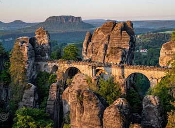 germany/saxon-switzerland-national-park/landmark/felsentor-kuhstall