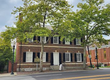 kentucky/lexington/keeneland/landmark/mary-todd-lincoln-house