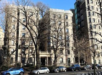 connecticut/greenwich/landmark/riverside-dr