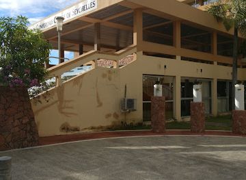 seychelles/baie-lazare/landmark/iccs-monument