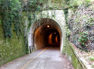 san-marino/borgo-maggiore/landmark/galleria-borgo-uscita-mare