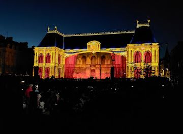 france/rennes/landmark/place-du-parlement-de-bretagne