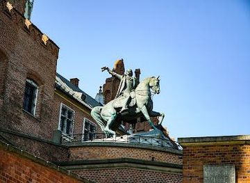 poland/krakow/landmark/tadeusz-kosciuszko-monument