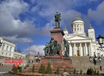 finland/helsinki/landmark/alexander-ii-statue