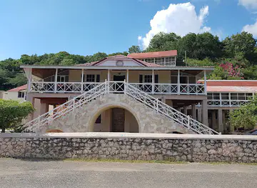 MILK RIVER HOTEL & Mineral SPA