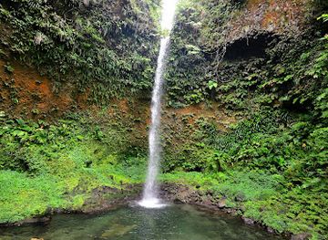 dominica/trafalgar-falls/landmark/spanny-falls