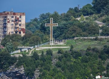 georgia/shida-kartli/landmark/chiatura-cross