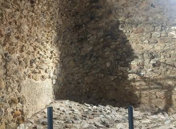 portugal/albufeira/landmark/antigua-muralha-do-castelo