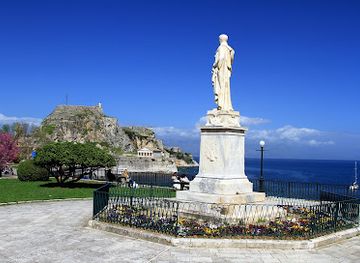 greece/corfu/landmark/ioannis-kapodistrias-statue