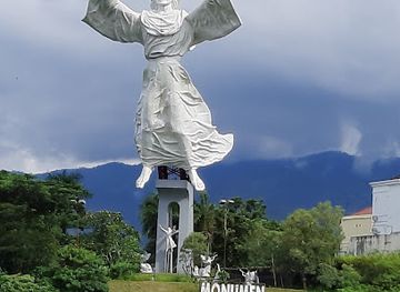 indonesia/manado/landmark/yesus-memberkati-statue