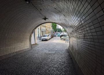 czechia/prague/landmark/zizkov-tunnel