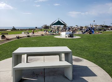 california/pismo-beach/landmark/art-in-the-park-at-dinosaur-caves