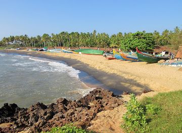 india/varkala/landmark/edava-beach-varkala-trivandrum