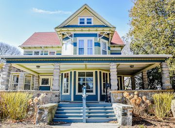 wisconsin/sturgeon-bay/landmark/door-county-dragonfly