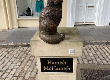 united-kingdom/dundee/landmark/statue-of-hamish-mchamish