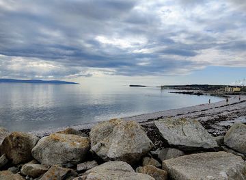 ireland/salthill/landmark/ladies-beach