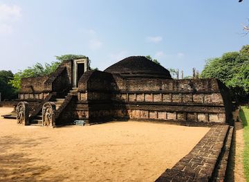 sri-lanka/north-central-province/landmark/menik-vehera