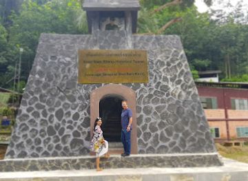 thailand/mekong-river-region/landmark/khao-nam-khang-historical-communist-caves