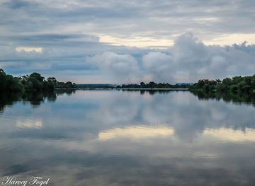zambia/victoria-falls/landmark/zambezi-river-livingstone-section
