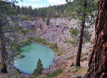 california/mammoth-lakes/landmark/inyo-craters