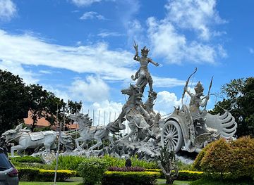 indonesia/bali/kuta/landmark/satria-gatotkaca-park