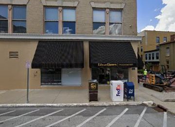 kentucky/frankfort/landmark/welcome-to-historic-frankfort-grafitti