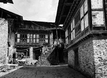 bhutan/zhemgang-district/landmark/trong-heritage-village