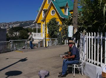 chile/valparaiso/landmark/museo-mirador-lukas