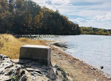 pennsylvania/main-line/landmark/tri-states-monument