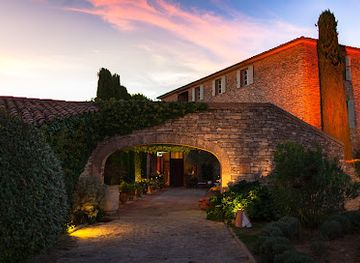 france/luberon/landmark/la-bastide