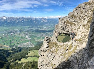 liechtenstein/furstensteig/landmark/drei-schwestern